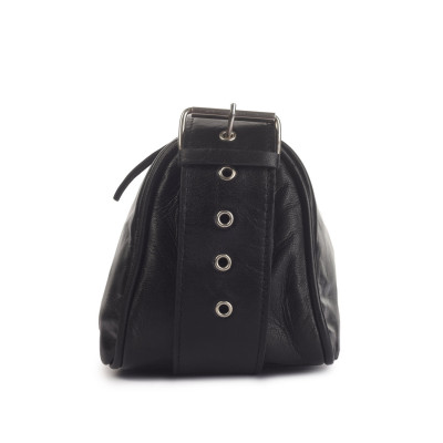 Classic Urban Luxe Crossbody Leather Sling Bag – Elegant & Functional